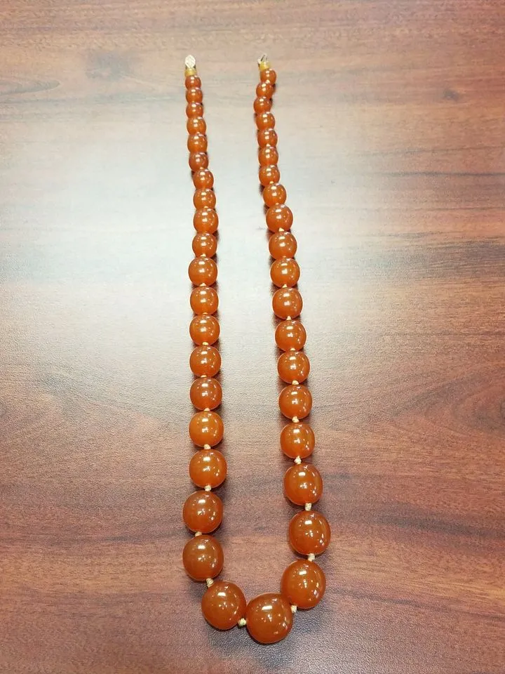 28" Vintage 14k Yellow Gold Natural Graduating Amber Bead Necklace