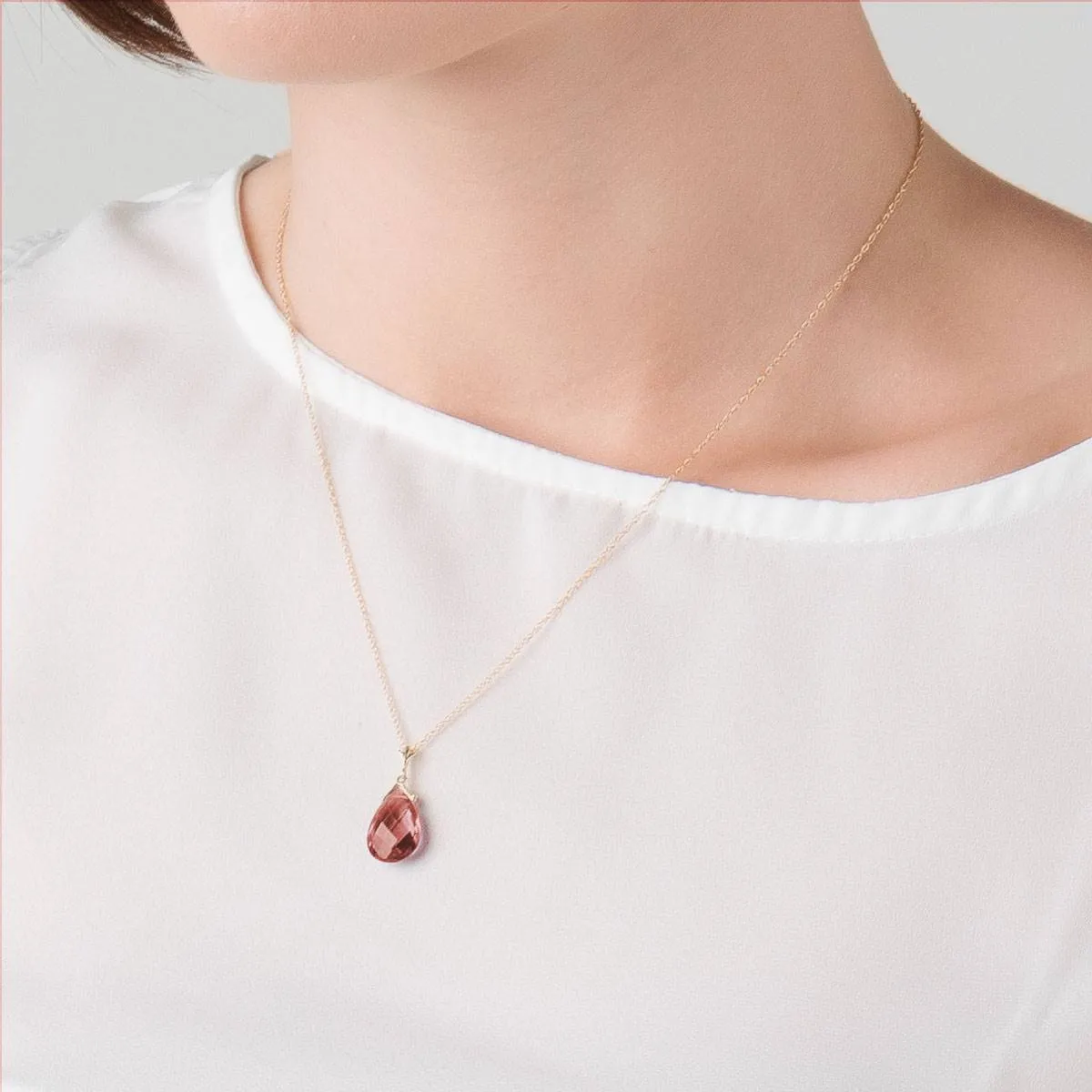 5.1 Carat 14K Solid Yellow Gold Truthful Garnet Necklace