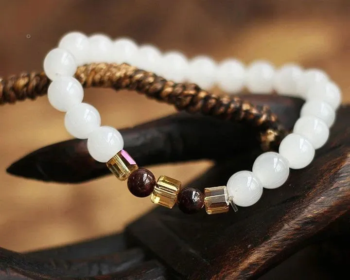 6mm Natural White Jade Garnet Crystal Bead Bracelet