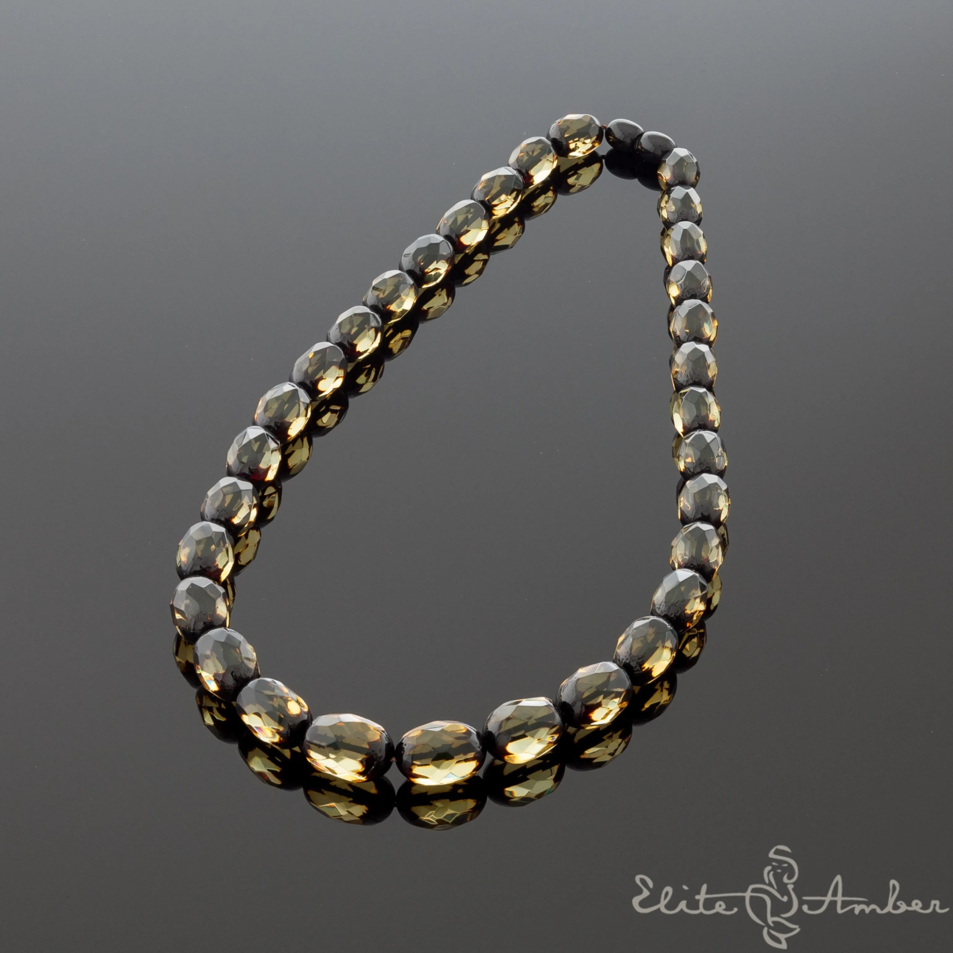 Amber necklace "Black diamond"