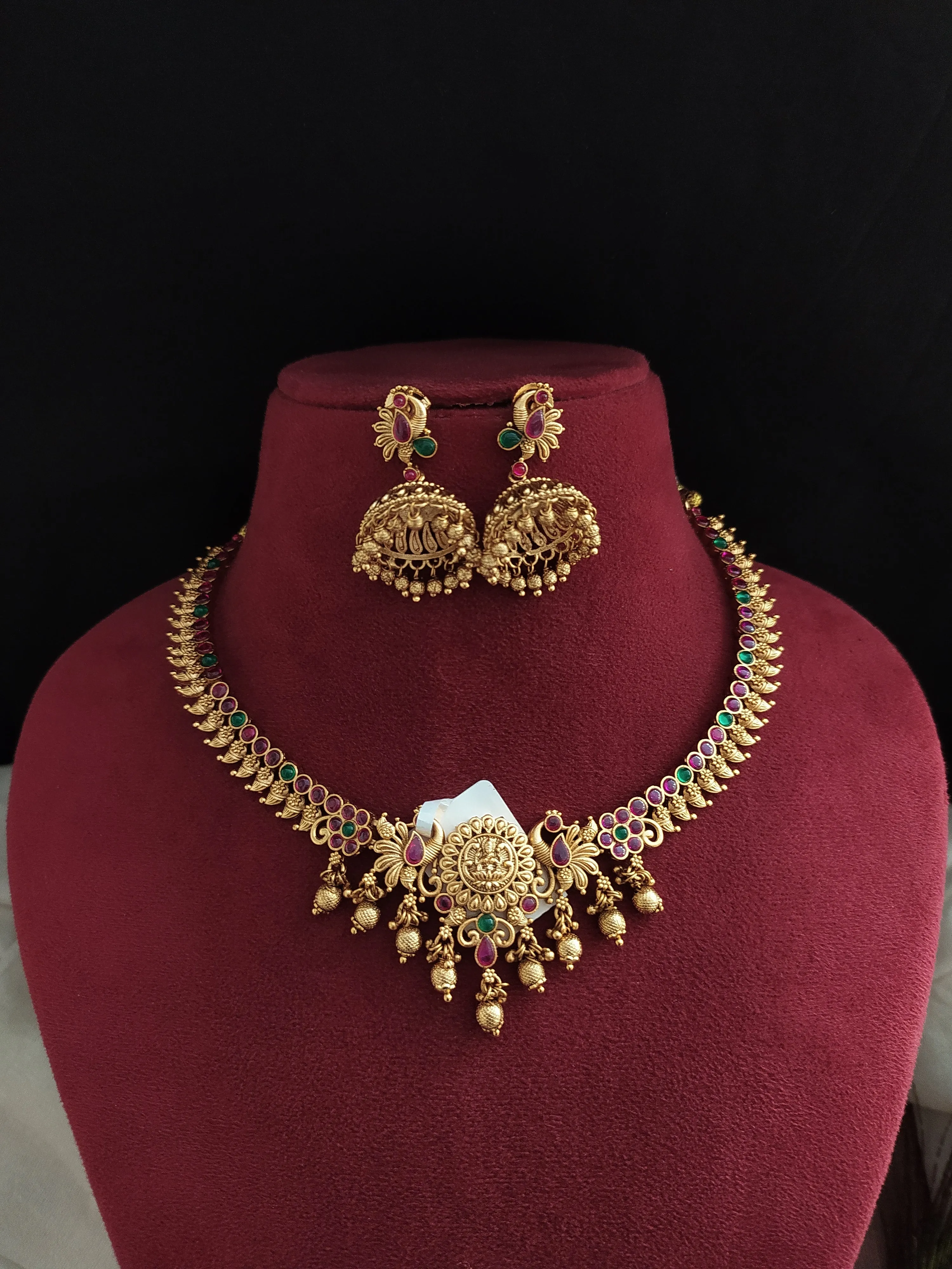 Antique Goddess Lakshmi Design Traditional Necklace Set With Kemp Stones