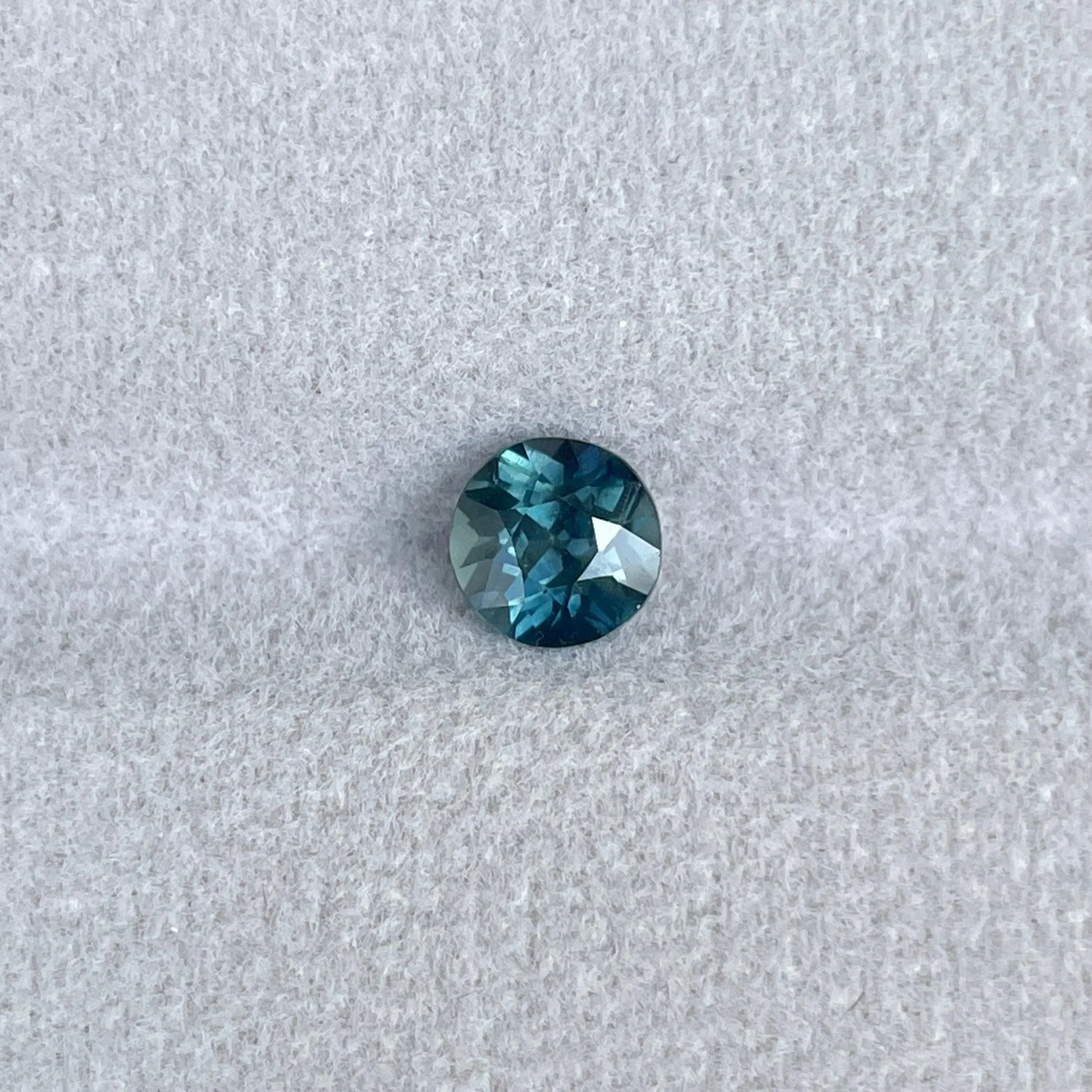 Blue Green Sapphire | Round Cut | 1.13 Carat | 5.80 x4.20 mm | Teal Coloured Sapphires | Engagement Ring