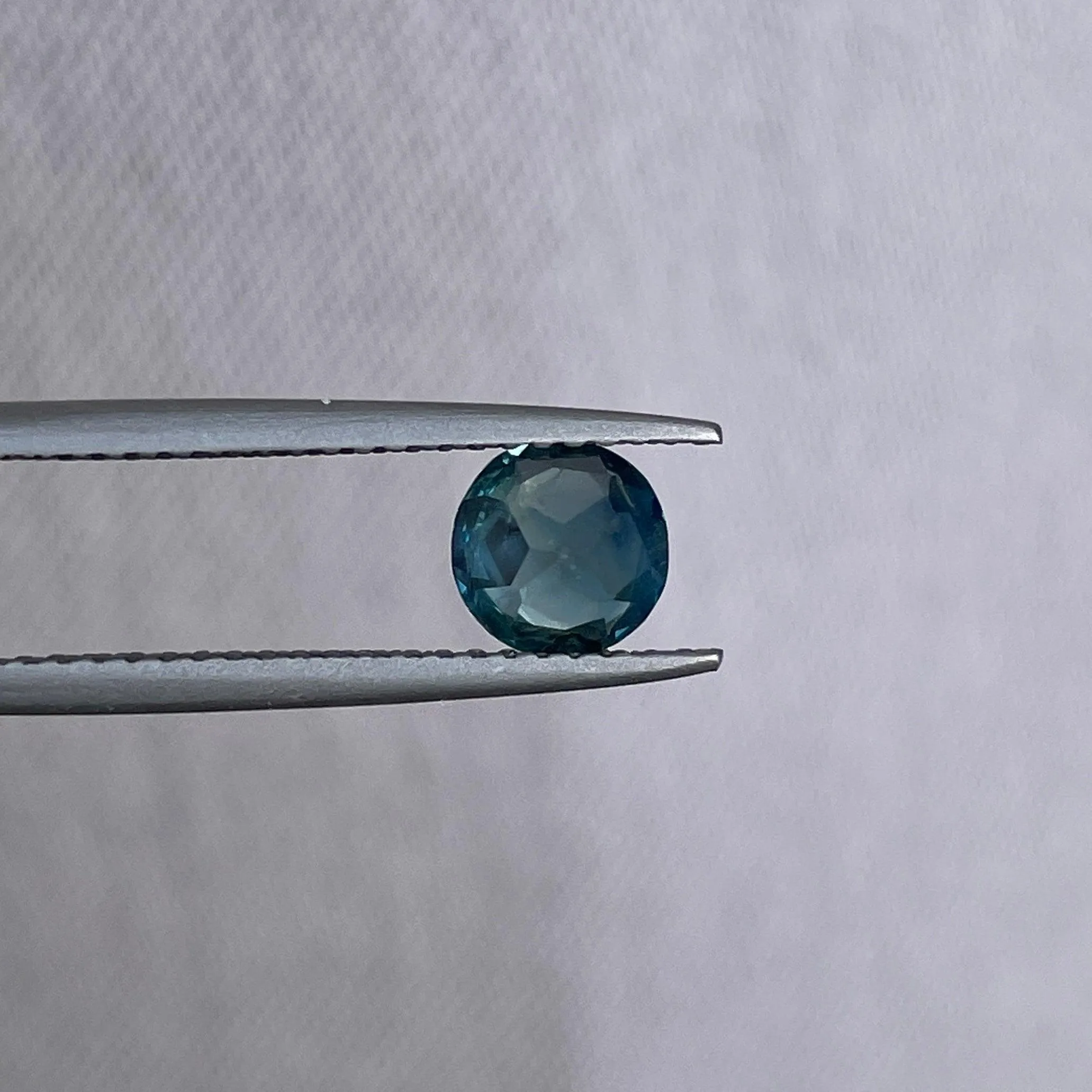 Blue Green Sapphire | Round Cut | 1.13 Carat | 5.80 x4.20 mm | Teal Coloured Sapphires | Engagement Ring