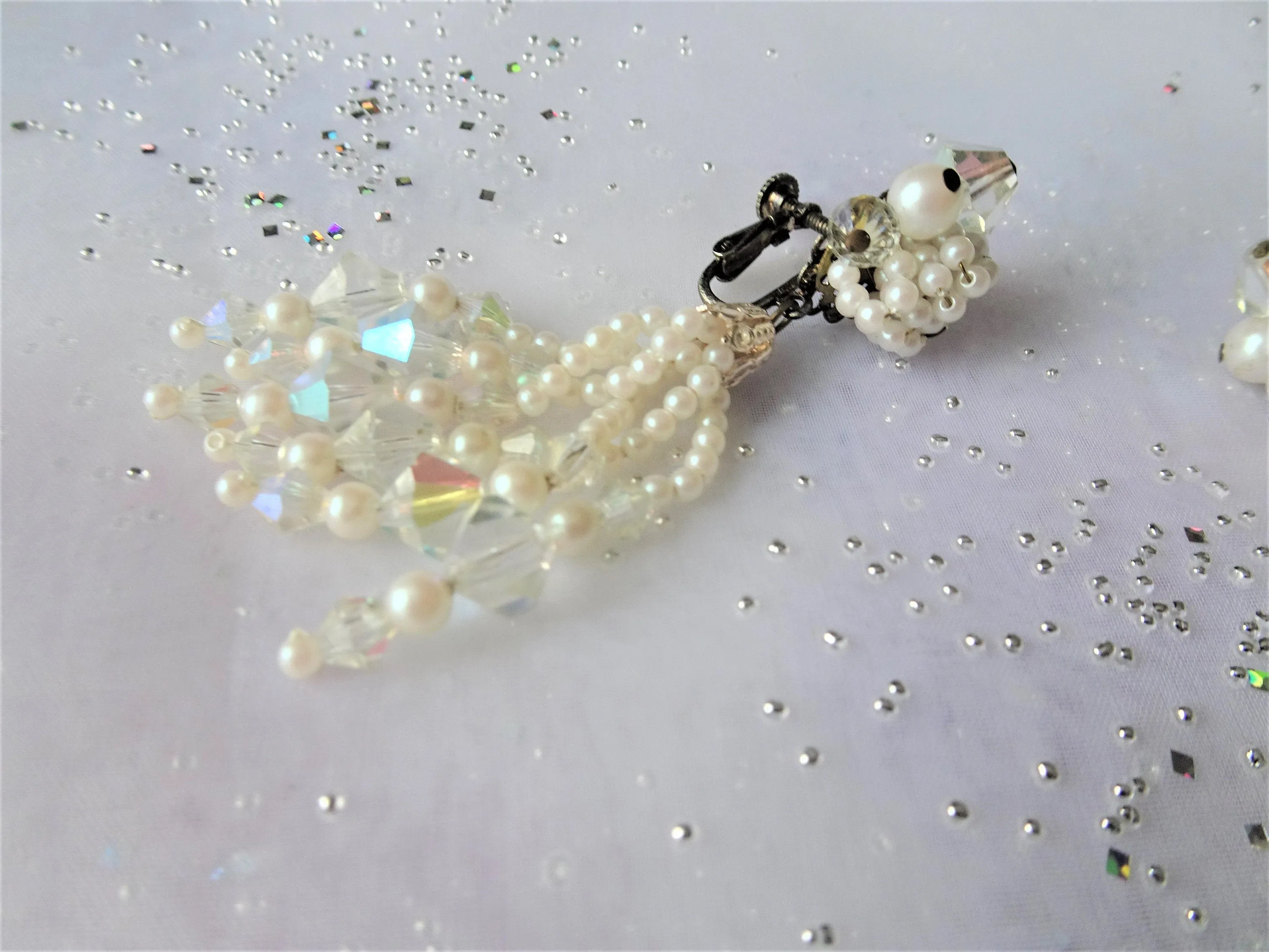 FABULOUS Crystal and Pearl Drop Earrings, Clip On or Screw Back Combination, Pure Glam,Bridal Jewelry,Stunning Earrings,Collectible Earrings