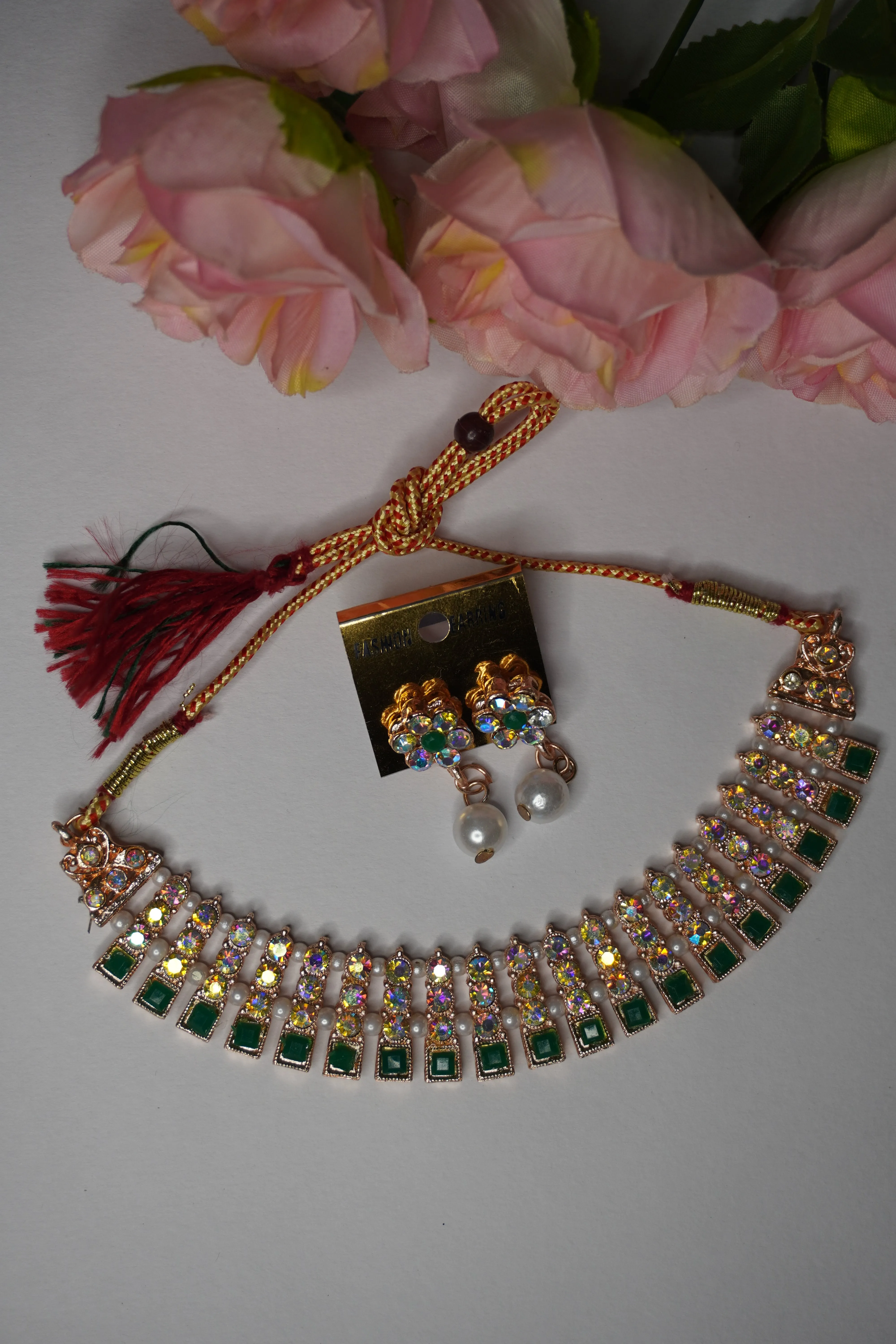 Green Colour Kundan Necklace with Earring