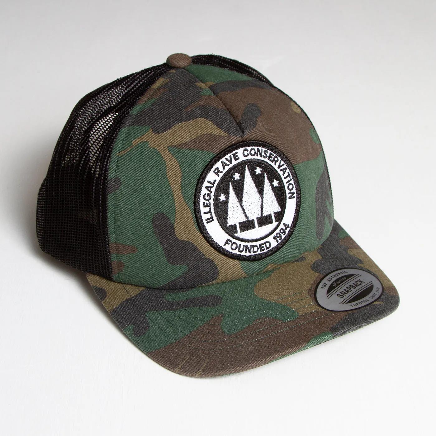 Illegal Rave - Trucker Cap - Camo