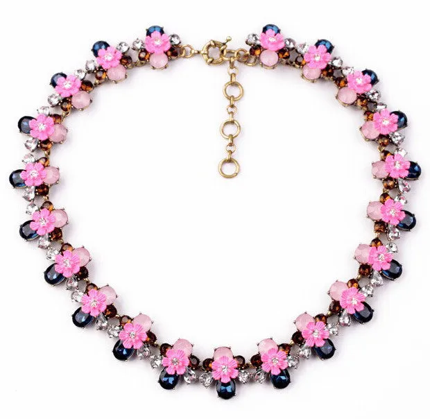 Lovely Rose Collar Necklace