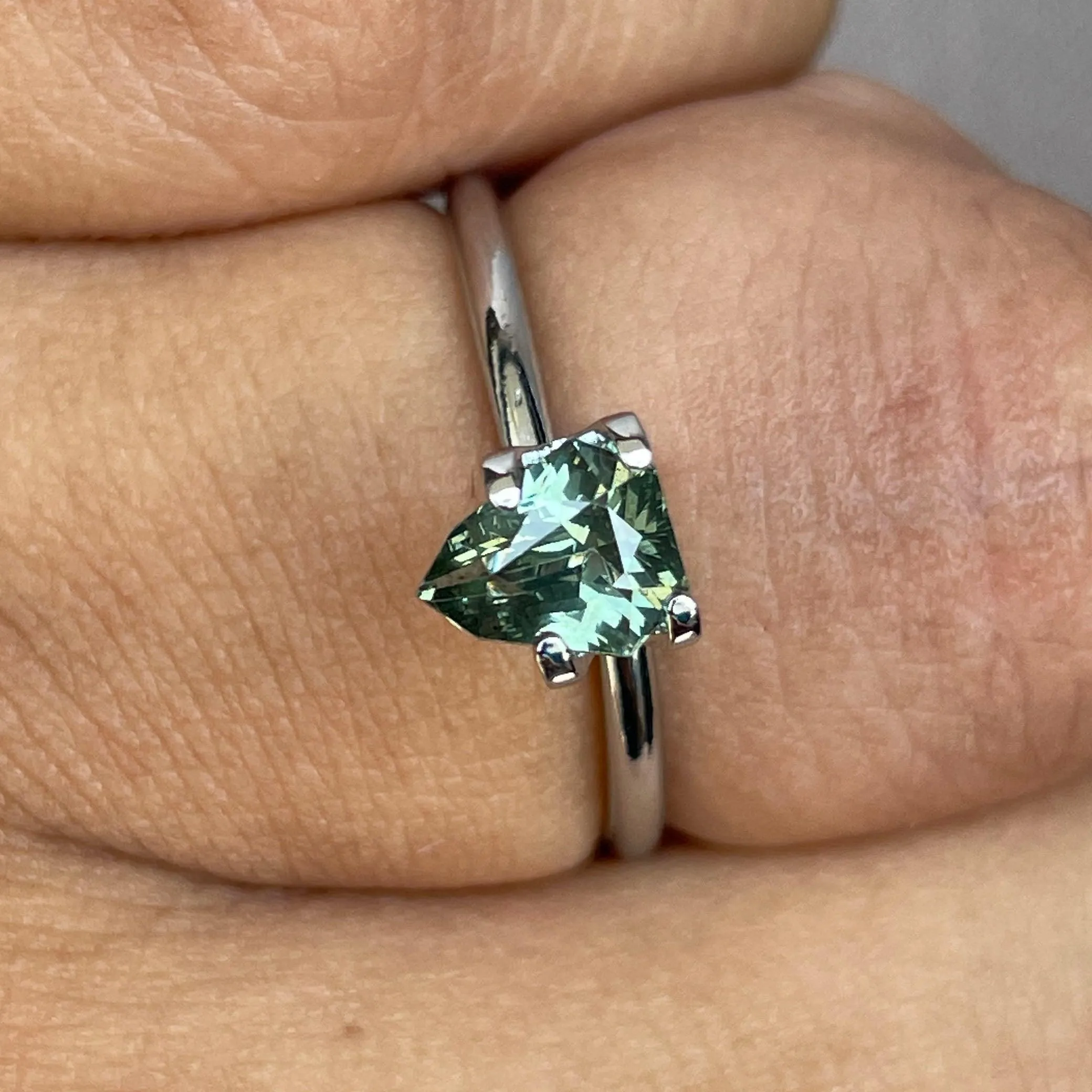 Natural green Sapphire 1.12 CT, Parti Sapphire, Fancy Cut Green Sapphire, Engagement Rings, Wedding Rings, certified stone, Montana Sapphire