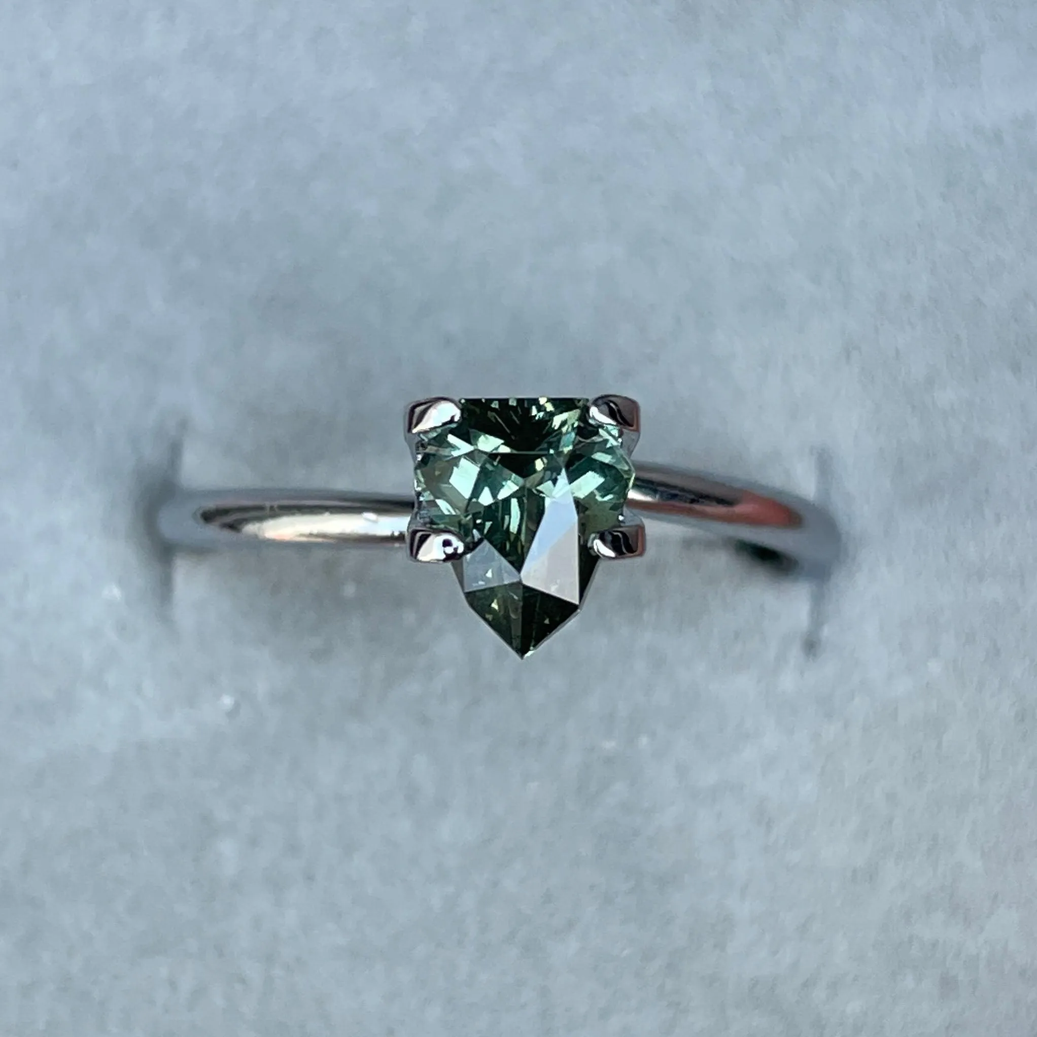 Natural green Sapphire 1.12 CT, Parti Sapphire, Fancy Cut Green Sapphire, Engagement Rings, Wedding Rings, certified stone, Montana Sapphire