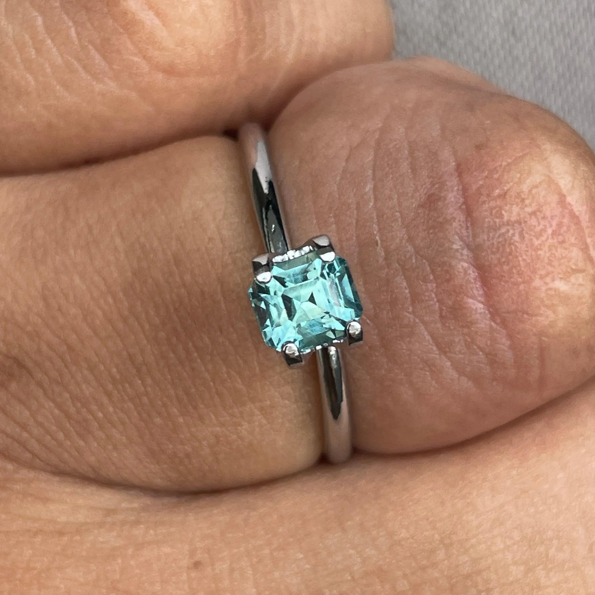 Natural heated asscher Teal Bluish Green Sapphire 1.02 carats