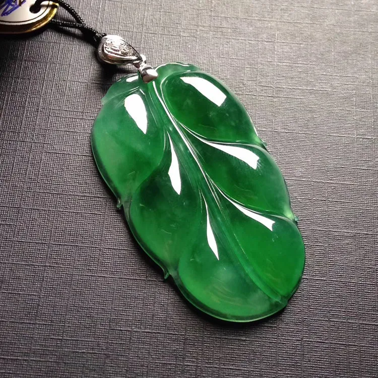 Natural Jade Pendant Jadeite Pendant PT258