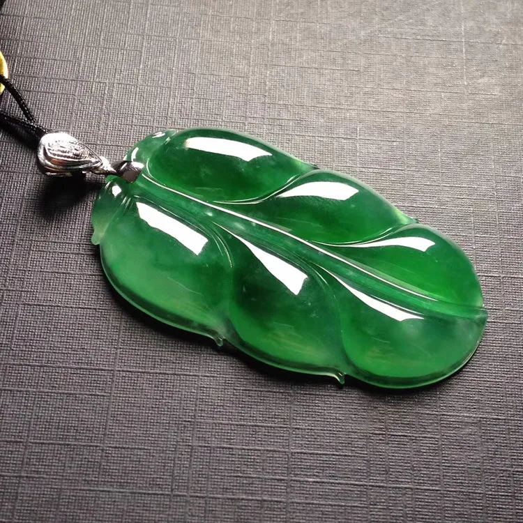 Natural Jade Pendant Jadeite Pendant PT258