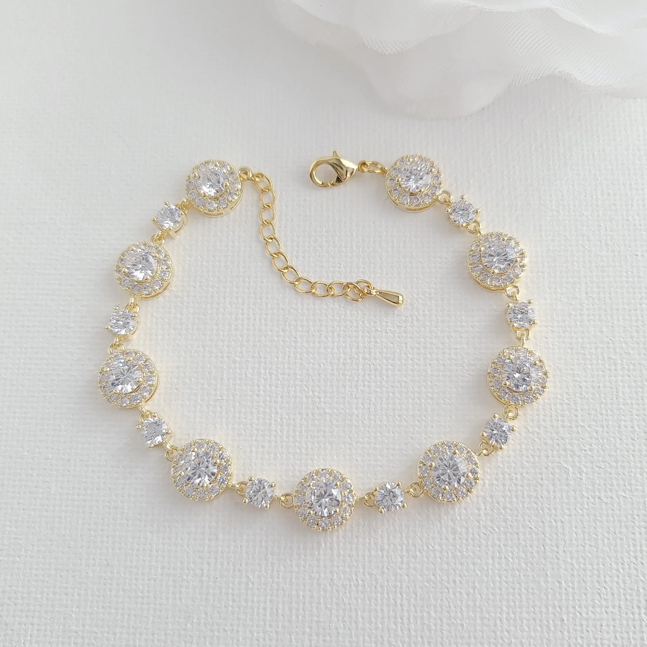 Round Halo CZ Bracelet and Earrings Set for Brides-Reagan