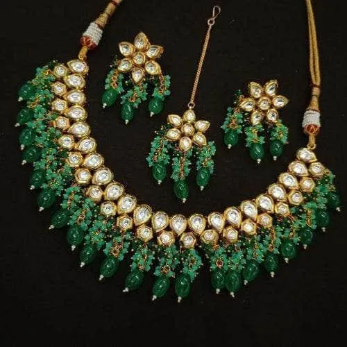 Simple Kundan Beads Necklace Teeka Set