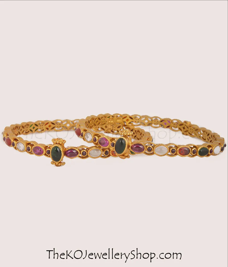 The Sirikit Silver Navratna Gemstone Openable Bracelet (Size/2.2/2.4/2.6/2.8)