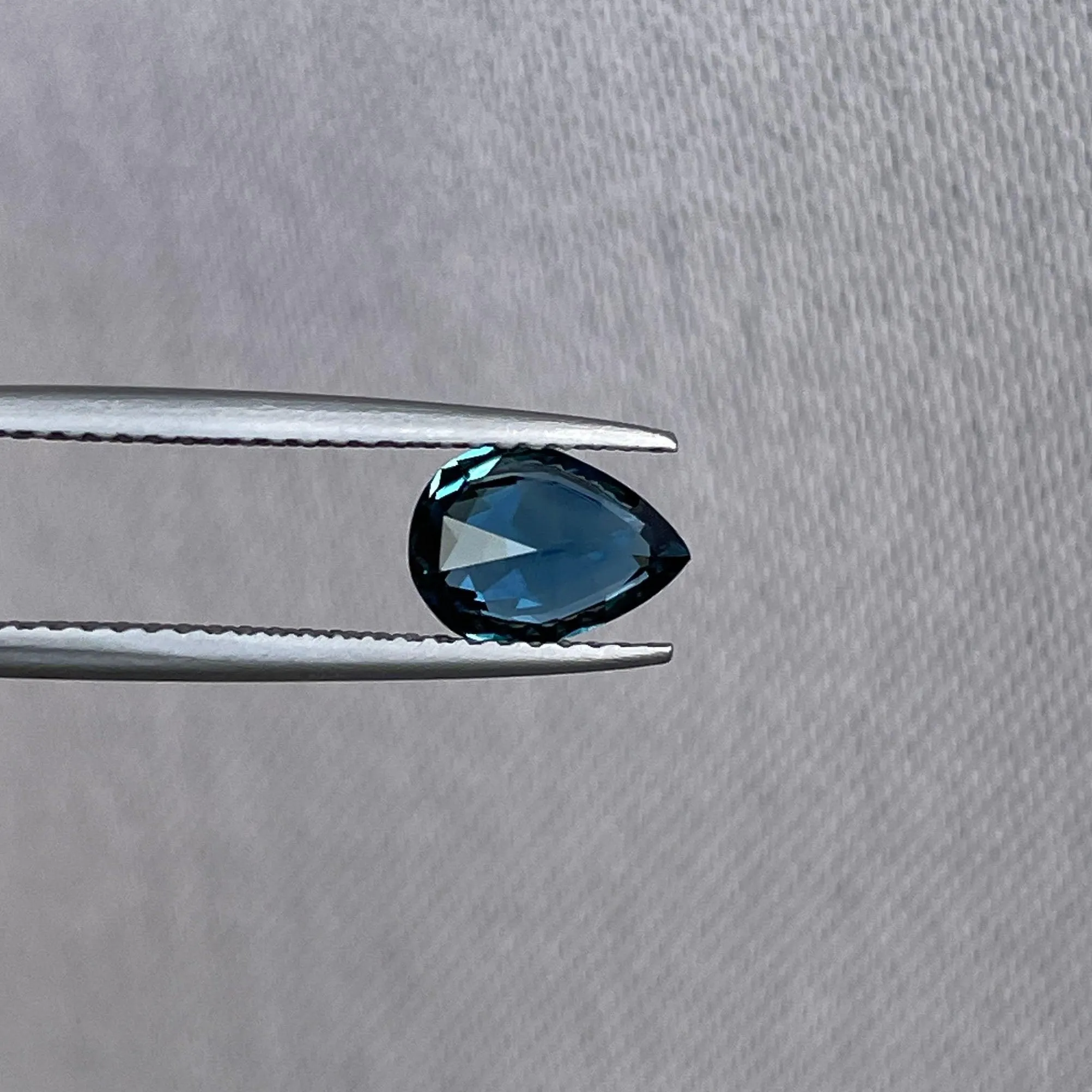 This 1.29 crt Teal Sapphire is well cut to bring out the best colour and lustre, and has a perfect colour blend.