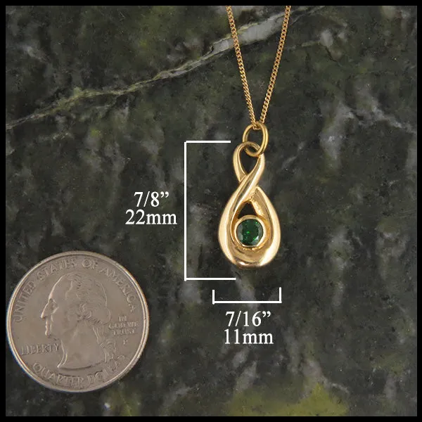 Tsavorite Twist Pendant in Gold