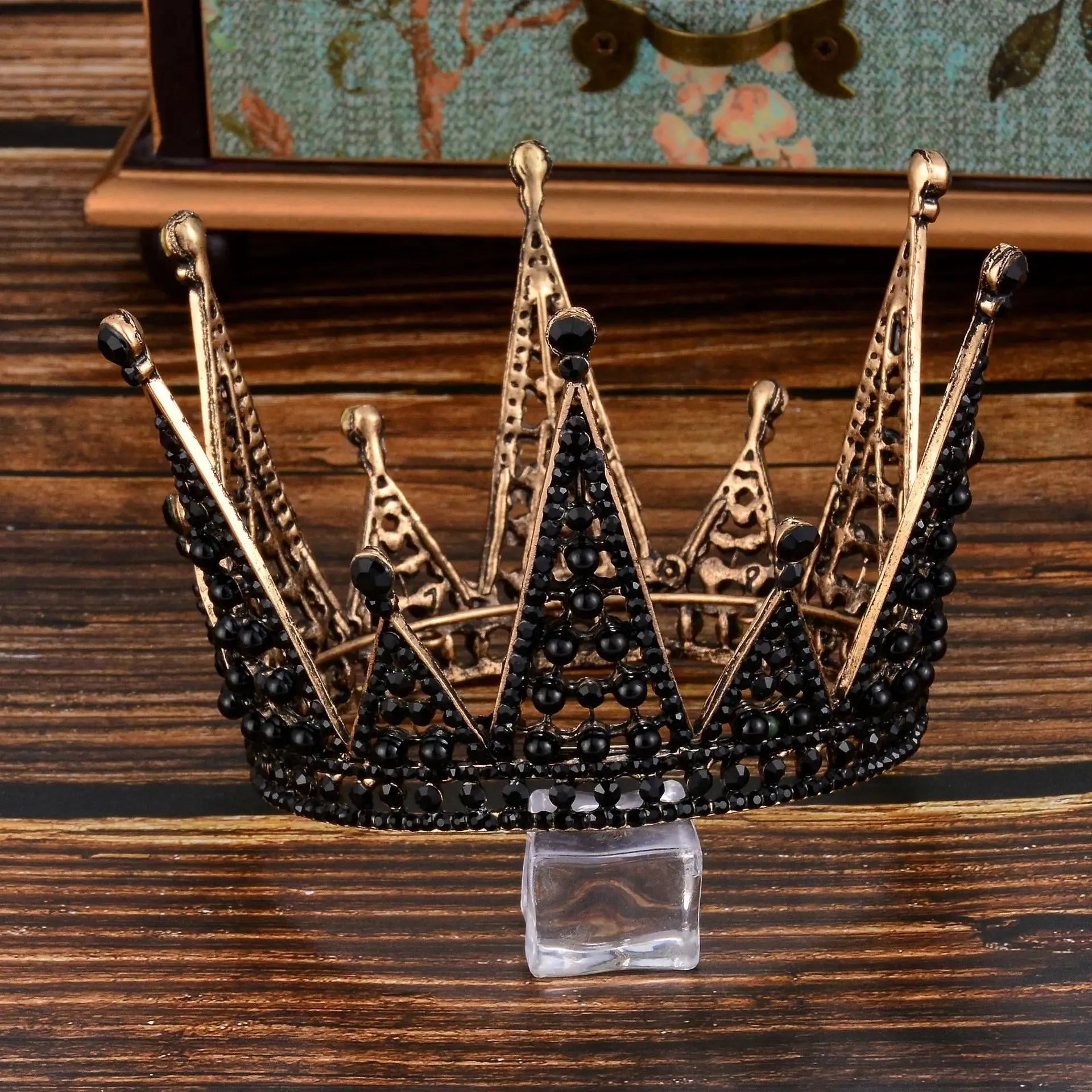 Vintage Black Crystal Pearl Full Round Party Birthday Crown