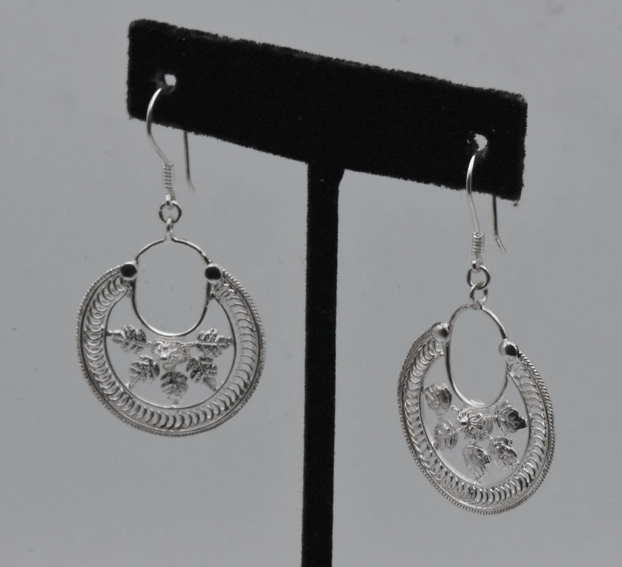 Vintage Sterling Silver Floral Dangle Earrings